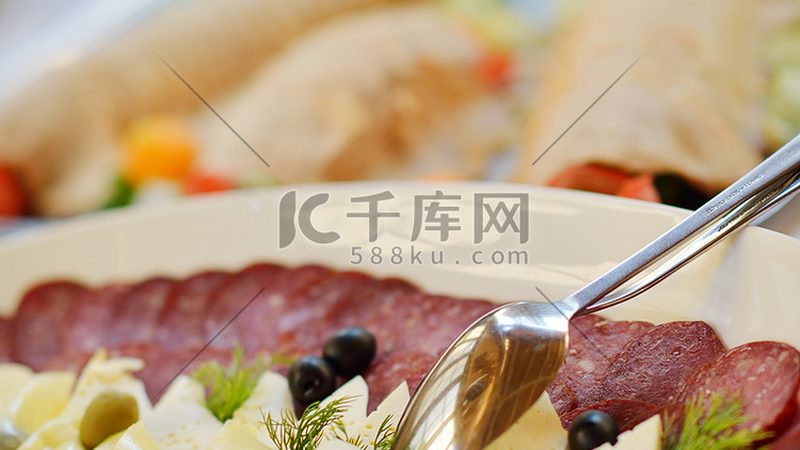 食品批发零售如何做账：关键步骤与注意事项